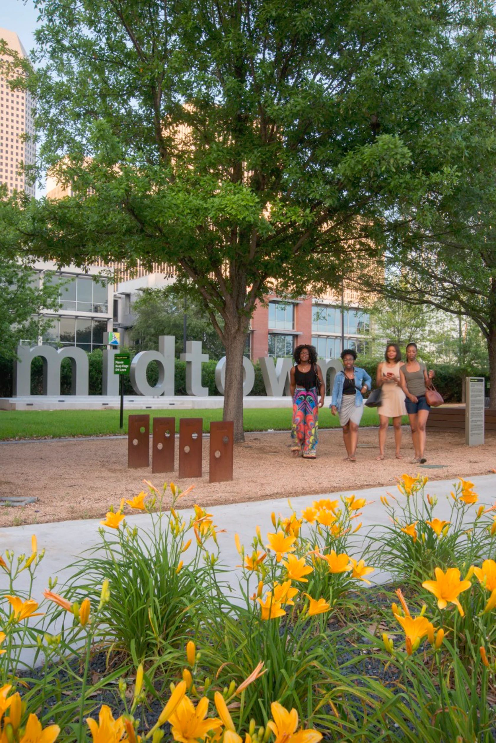 Bagby街改造景观 Bagby Street Reconstruction by Design Inc