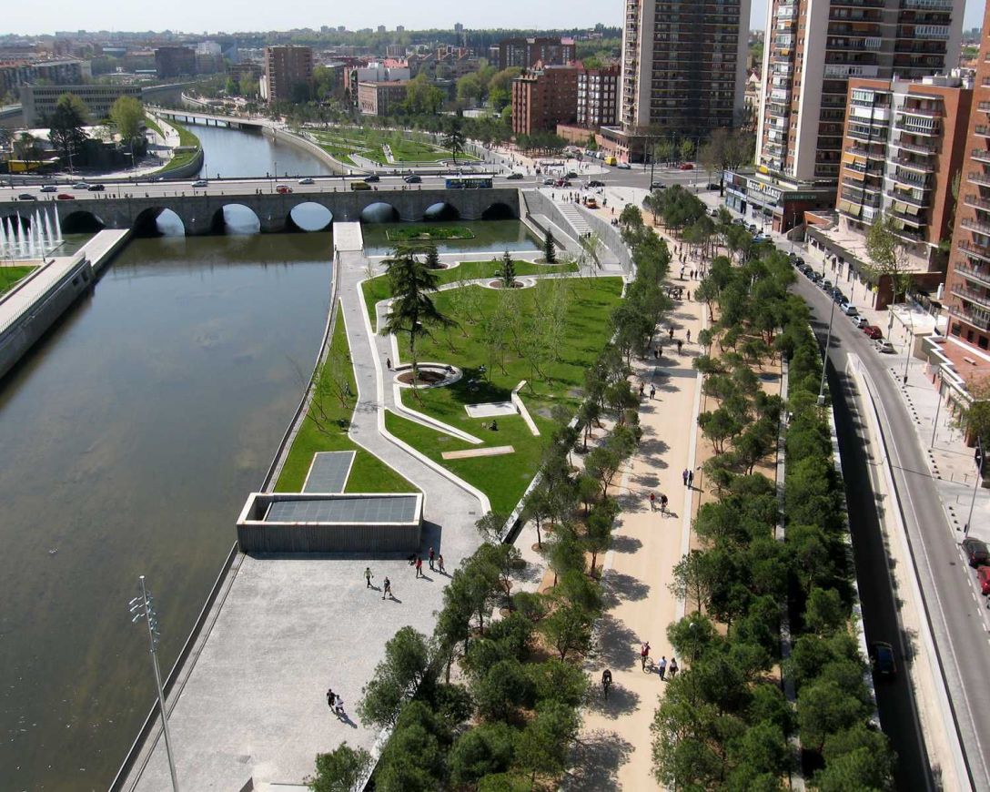 Madrid rio by West8 – mooool