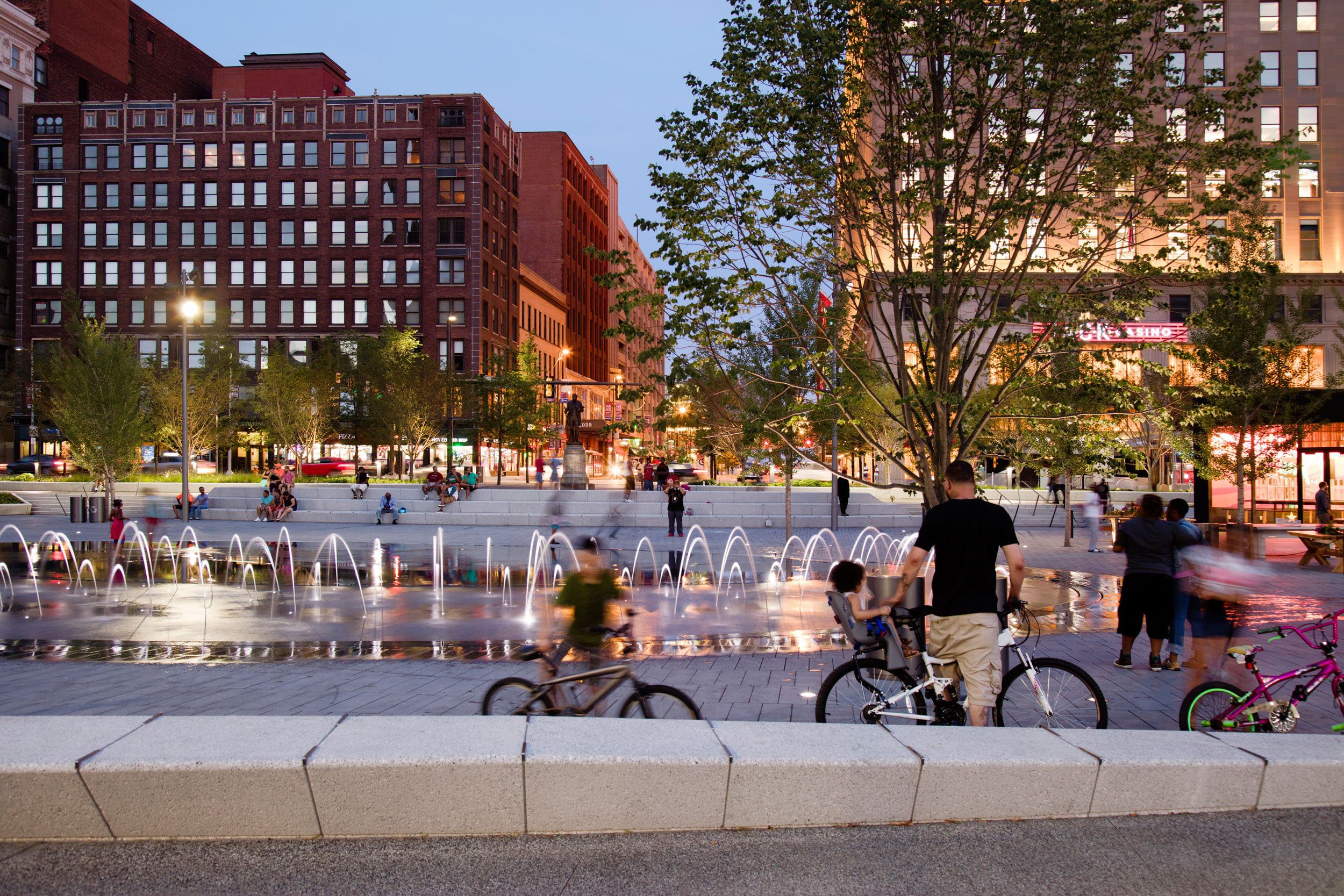 Cleveland public Square архитектура.