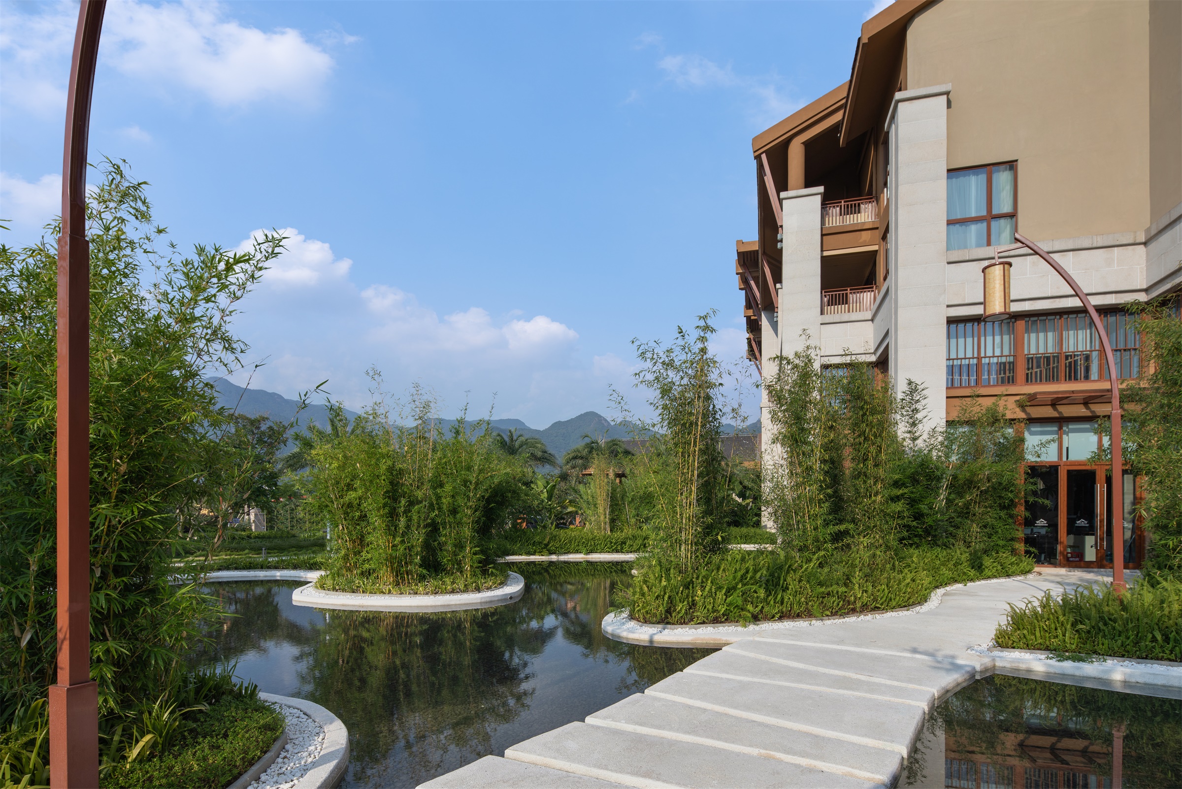 Guangzhou Forest Sea Hot Spring Resort by WTD – mooool