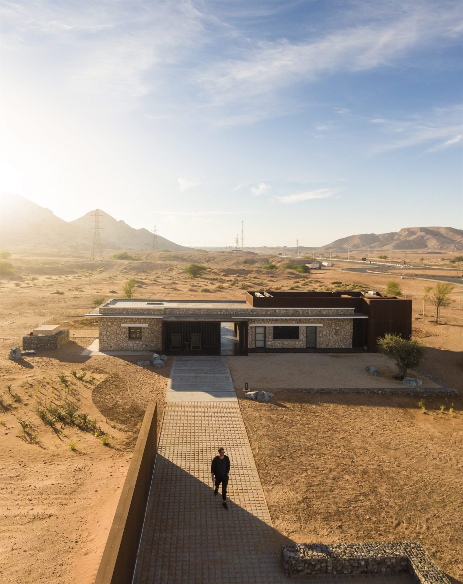 沙漠中的度假旅店 / desert INK – mooool木藕设计网