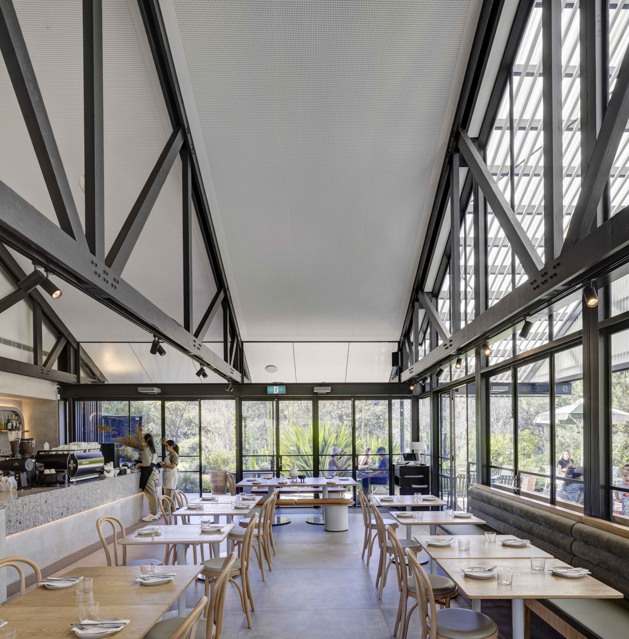 从历史与灰烬里重生,Parramatta公园餐厅 / Sam Crawford Architects – mooool木藕设计网