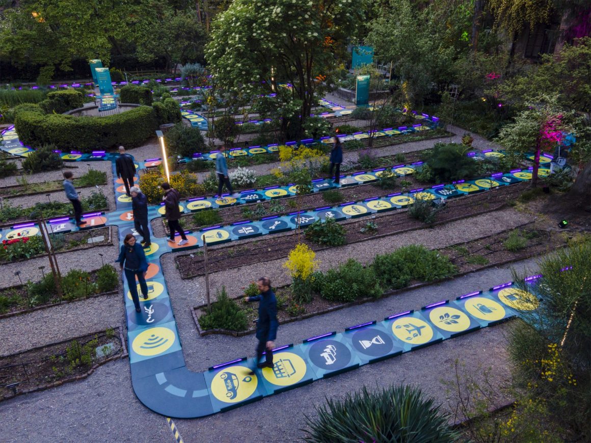 2023米兰设计周“Walk the Talk”装置，将植物园变成世界上最大的游戏面板 / Italo Rota + CRA-Carlo ...