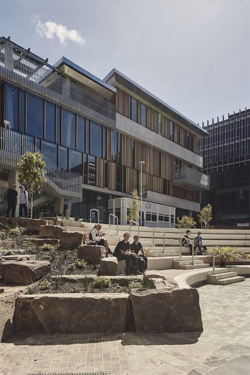 墨尔本大学新生校区,校园场景焕新体验 / ASPECT Studios – mooool木藕设计网