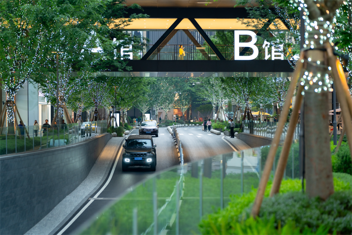 与城市共生长丨重庆龙湖时代天街A/B馆改造更新 / 物候设计 – mooool木藕设计网