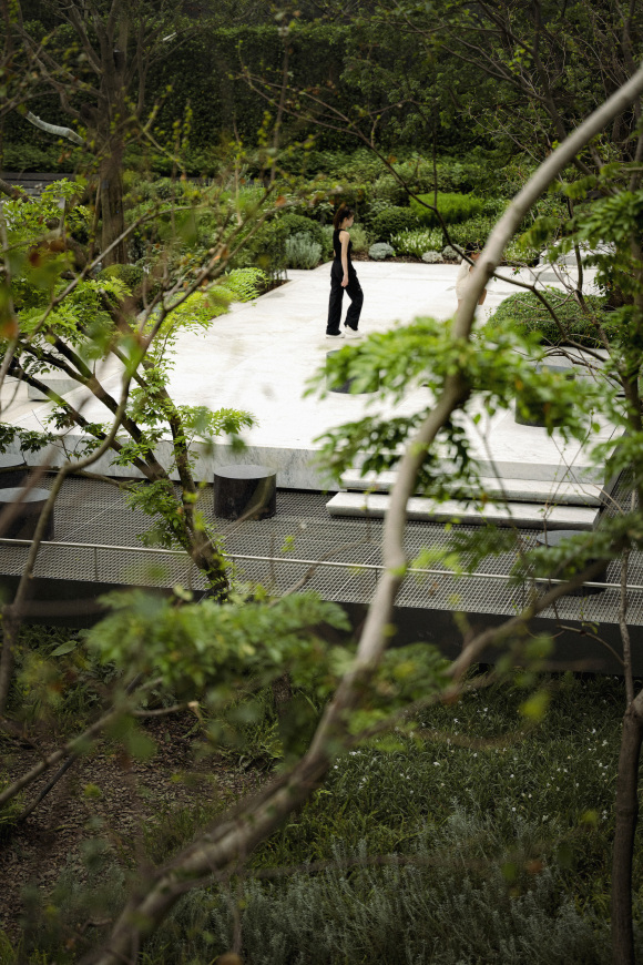 城市的风景,东莞华润旗峰润府城市展厅 / 承迹景观 – mooool木藕设计网