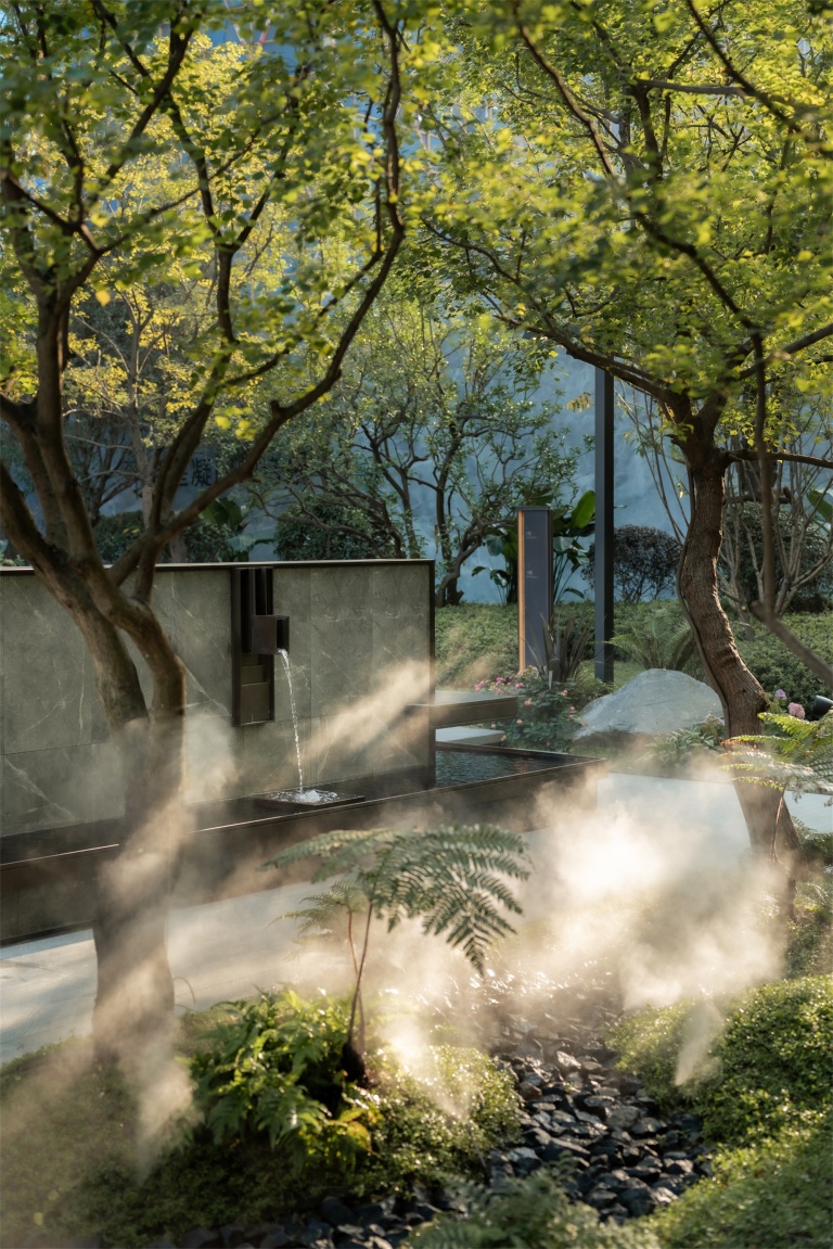 将四季的光阴装入玻璃樽 | 成都经开发展-龙湖·天澜 / 蓝调国际 – mooool木藕设计网